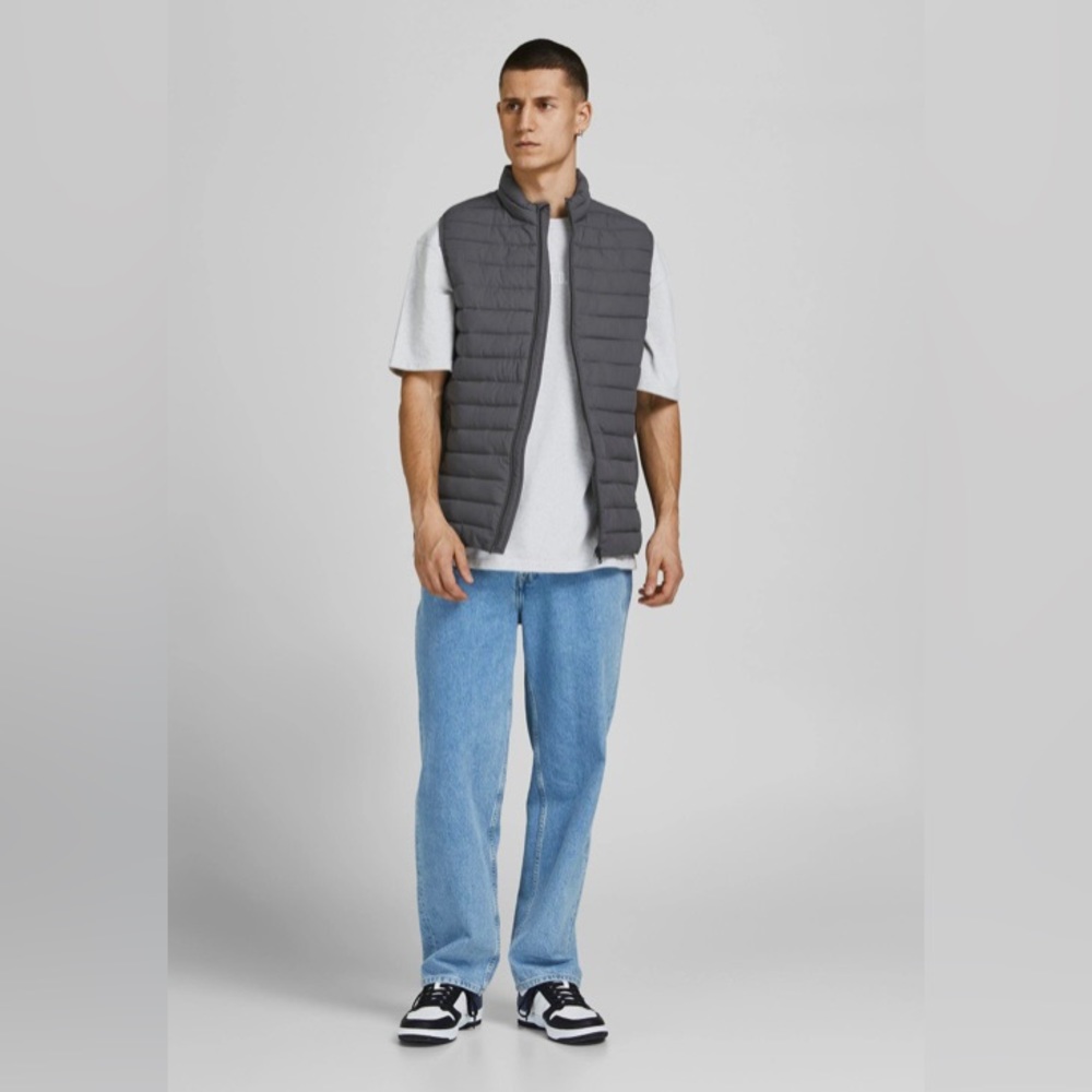 LIKE NEW Jack & Jones Essentials Vest Matte Dark Grey Large